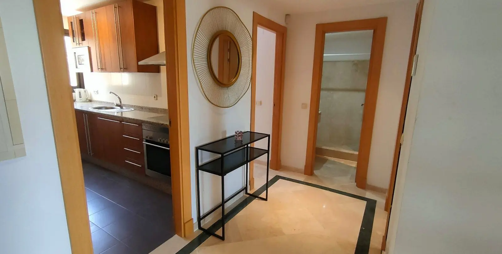 Sale of middle floor apartment in Casares Playa 13
