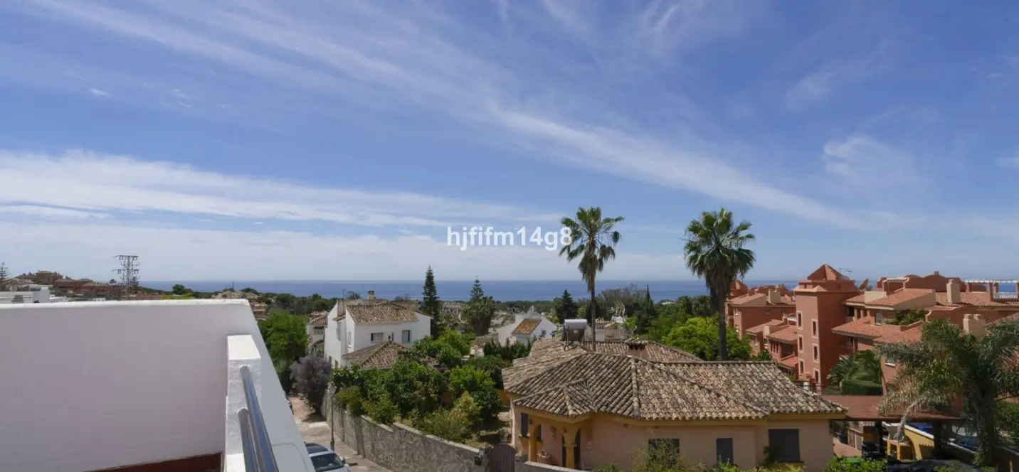 Sale of townhouse in Reserva de Marbella 1