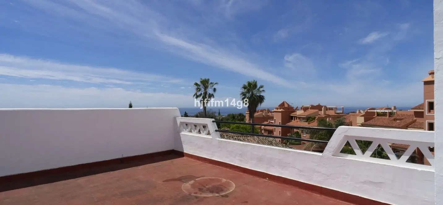 Sale of townhouse in Reserva de Marbella 2