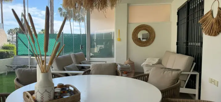 Sale of ground floor apartment in Nueva Andalucía 2