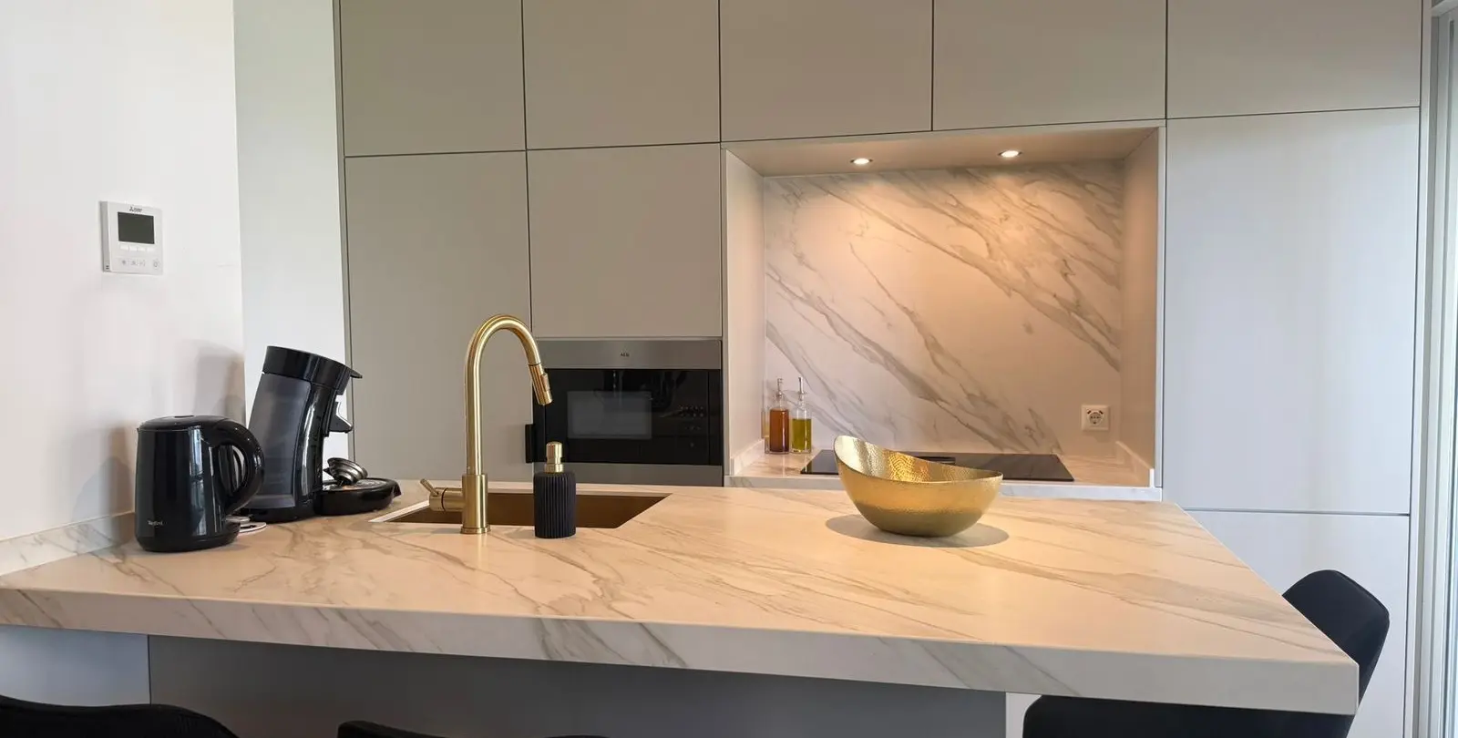 Sale of ground floor apartment in Nueva Andalucía 9