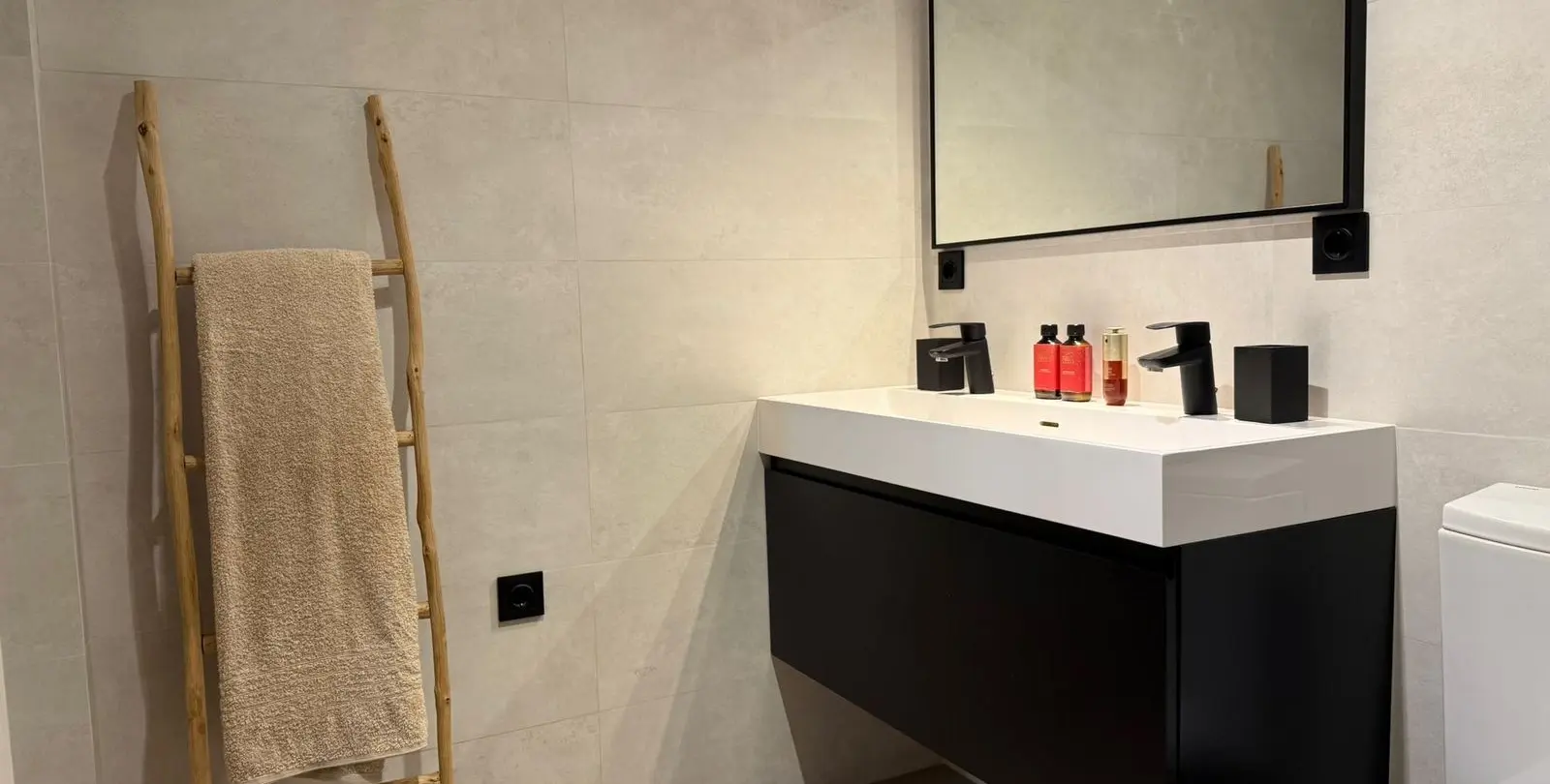 Sale of ground floor apartment in Nueva Andalucía 22