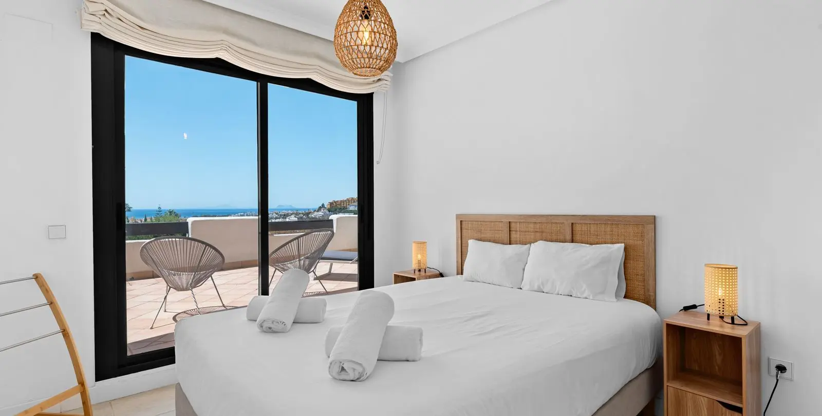 Sale of townhouse in Estepona 15