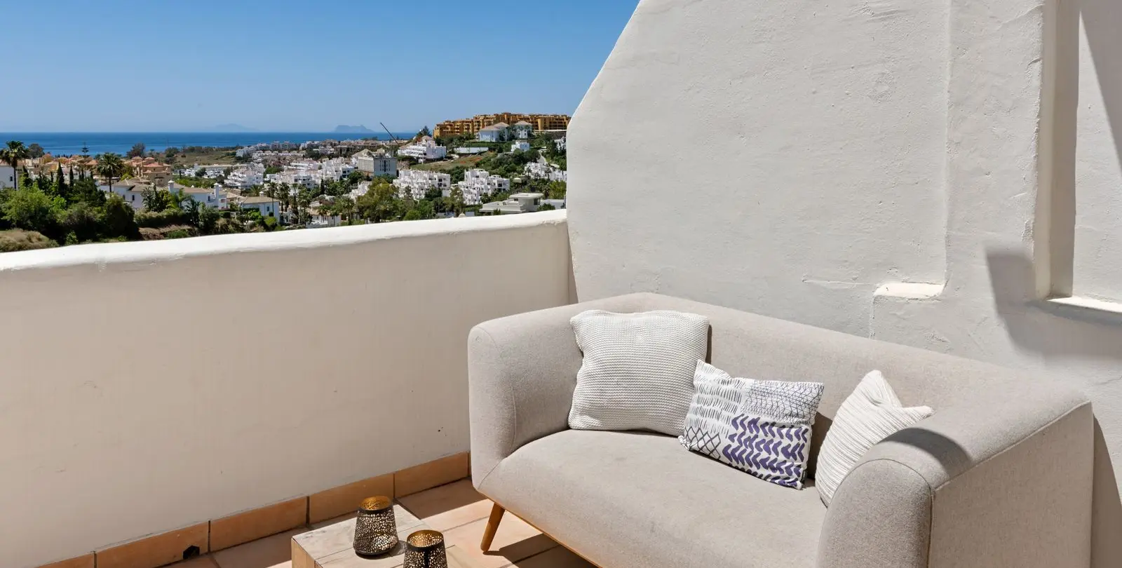 Sale of townhouse in Estepona 19