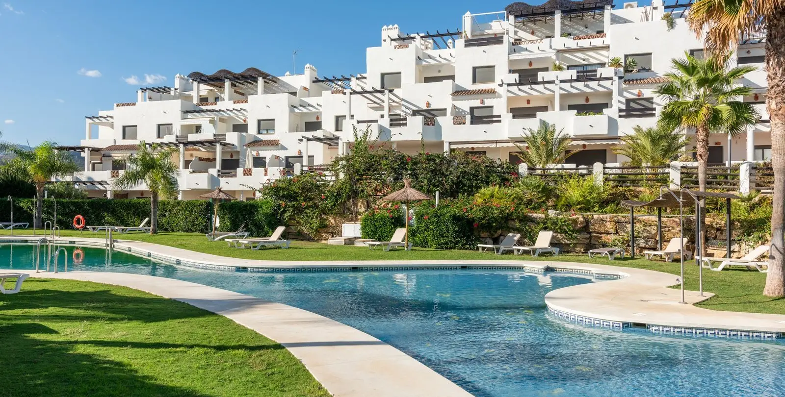 Sale of townhouse in Estepona 33