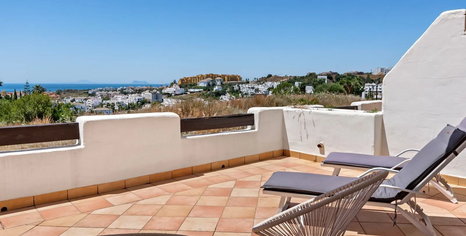 Sale of townhouse in Estepona 36