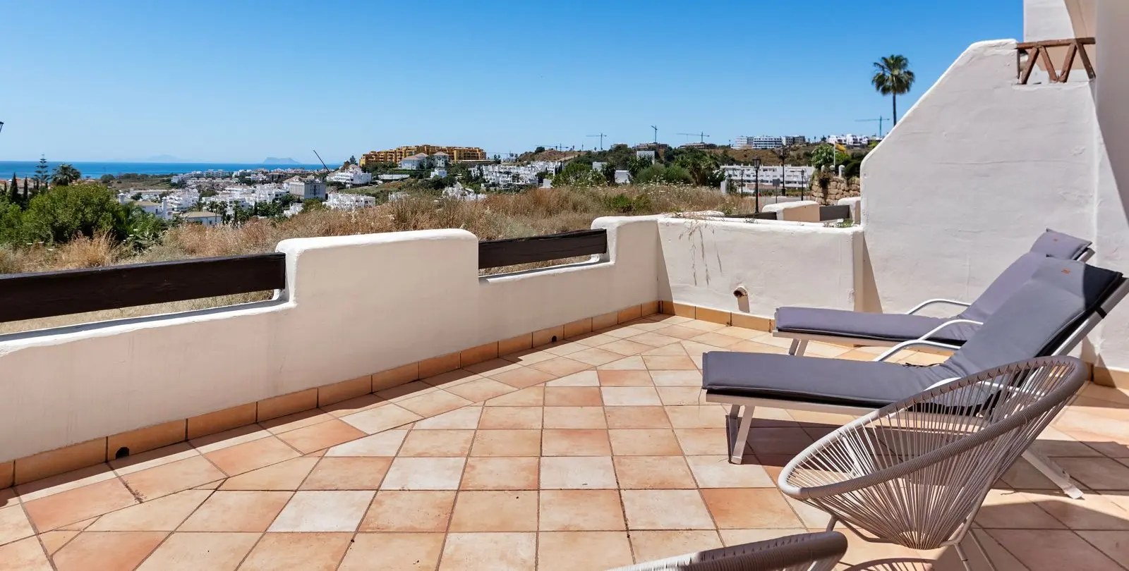 Sale of townhouse in Estepona 37