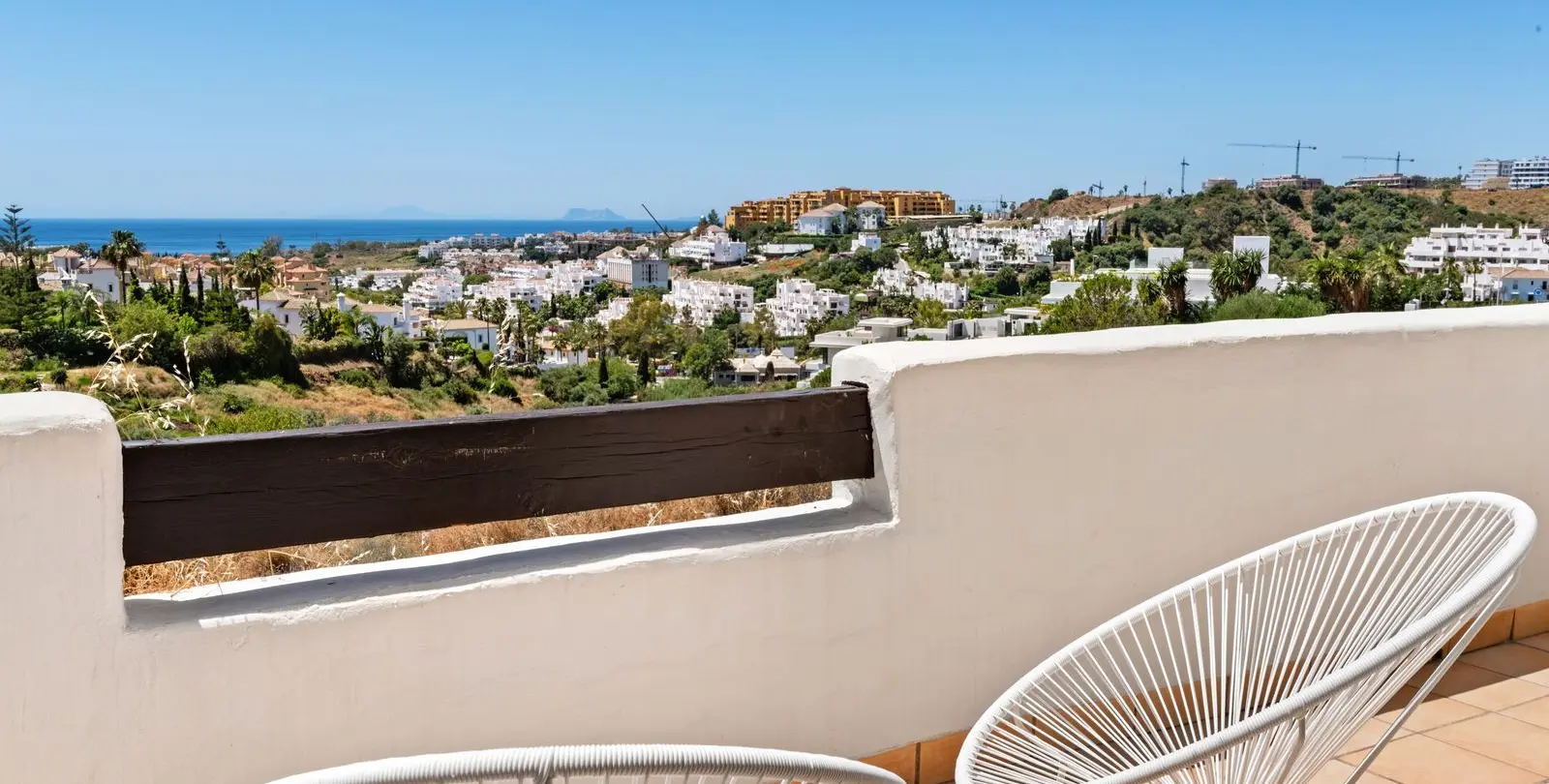 Sale of townhouse in Estepona 44
