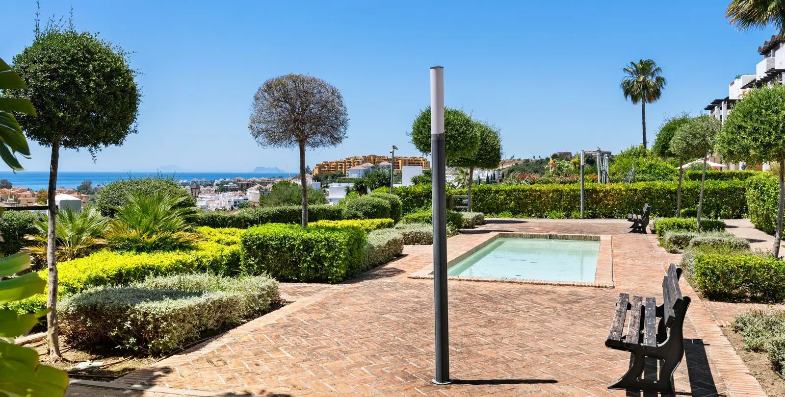 Sale of townhouse in Estepona 58