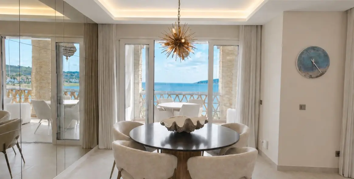 Venta de apartamento en planta media en Casares Playa 3