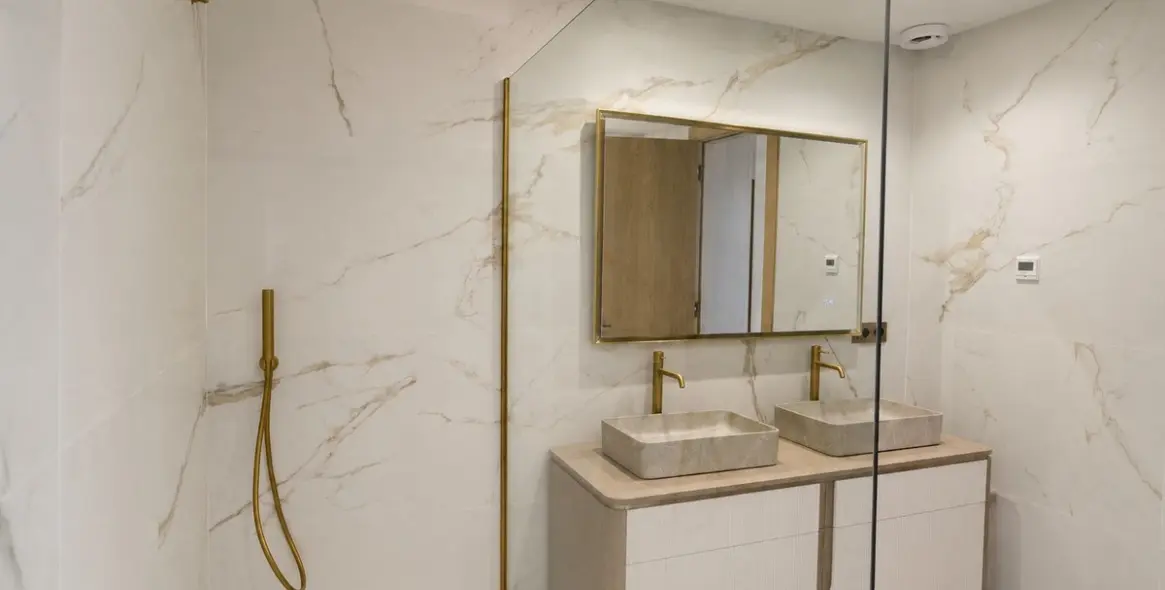 Venta de apartamento en planta media en Casares Playa 7