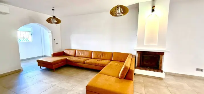 Venta de adosado en Estepona 2