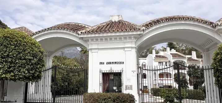 Venta de apartamento en planta baja en Nueva Andalucía 0