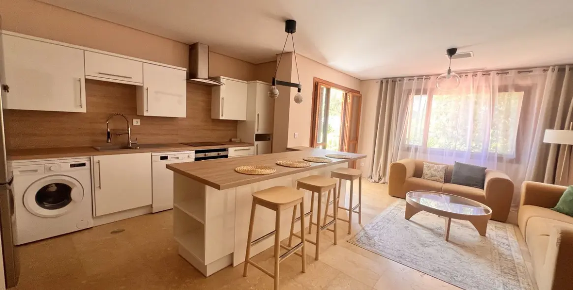 Venta de apartamento en planta baja en Nueva Andalucía 2