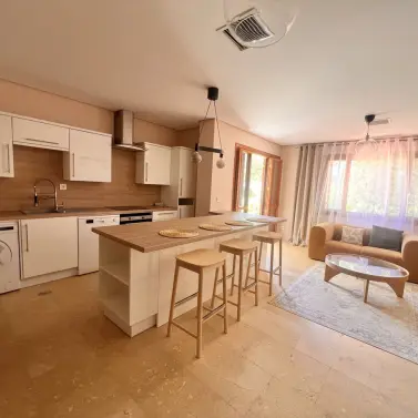 Venta de apartamento en planta baja en Nueva Andalucía