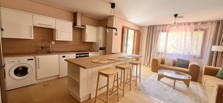 Venta de apartamento en planta baja en Nueva Andalucía 1