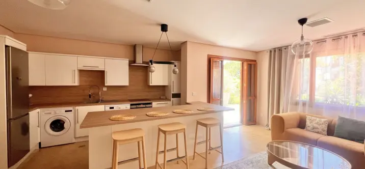 Venta de apartamento en planta baja en Nueva Andalucía 4