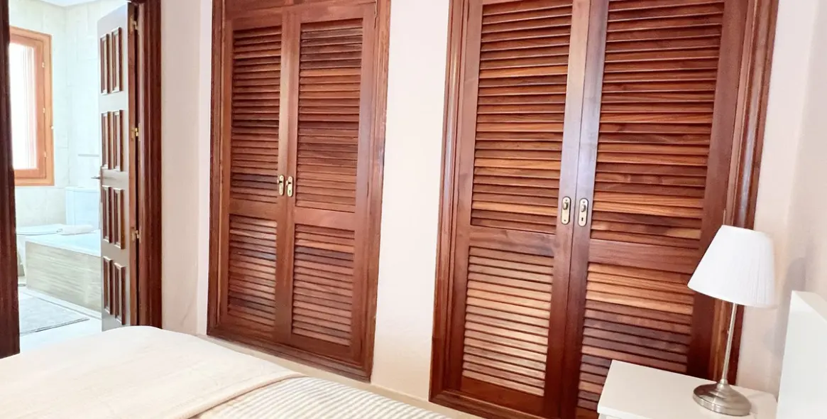 Venta de apartamento en planta baja en Nueva Andalucía 13