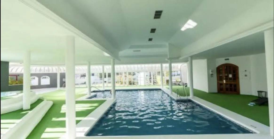 Venta de apartamento en planta baja en Nueva Andalucía 32