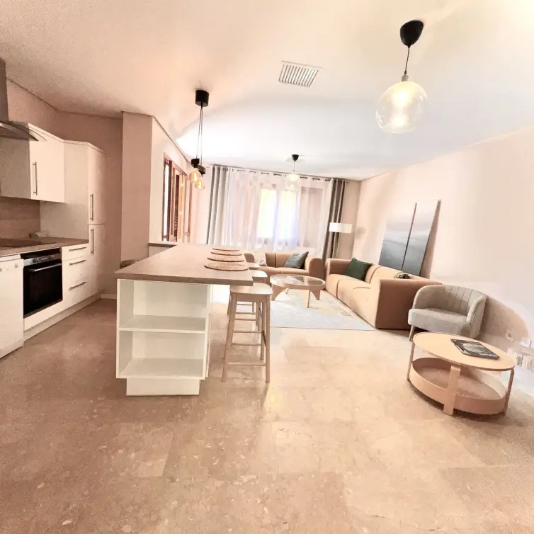 Venta de apartamento en planta baja en Nueva Andalucía