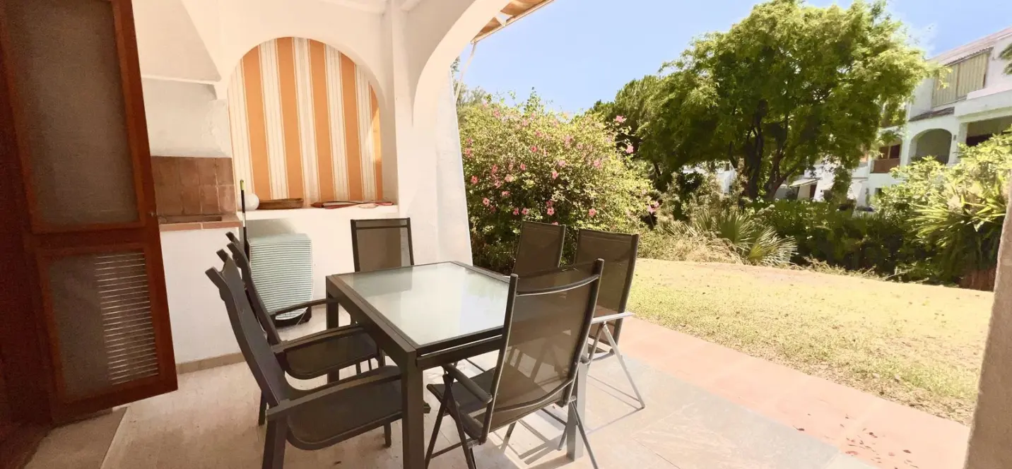 Venta de apartamento en planta baja en Nueva Andalucía 3