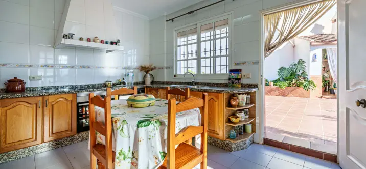 Venta de villa independiente en Ciudad Jardín 3