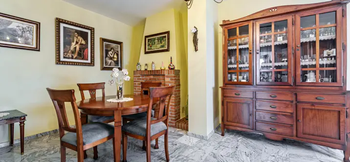 Venta de villa independiente en Ciudad Jardín 4