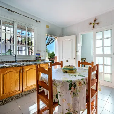 Venta de villa independiente en Ciudad Jardín