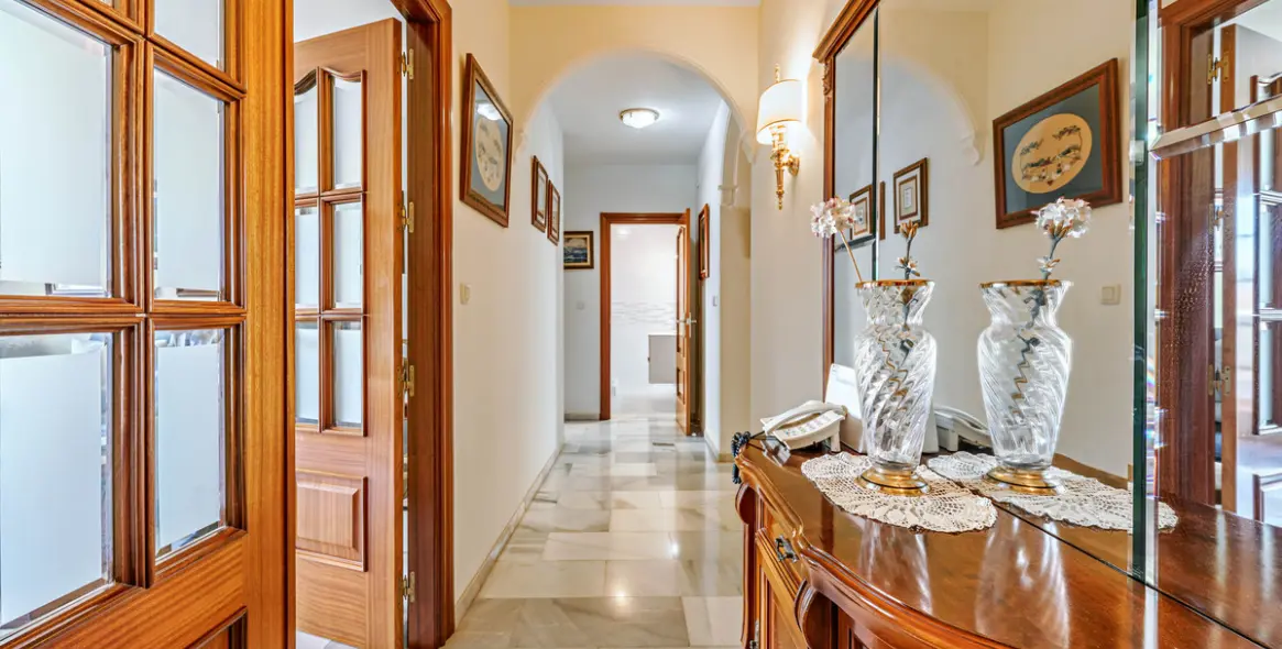 Venta de villa independiente en Ciudad Jardín 17