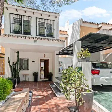 Venta de adosado en La Quinta