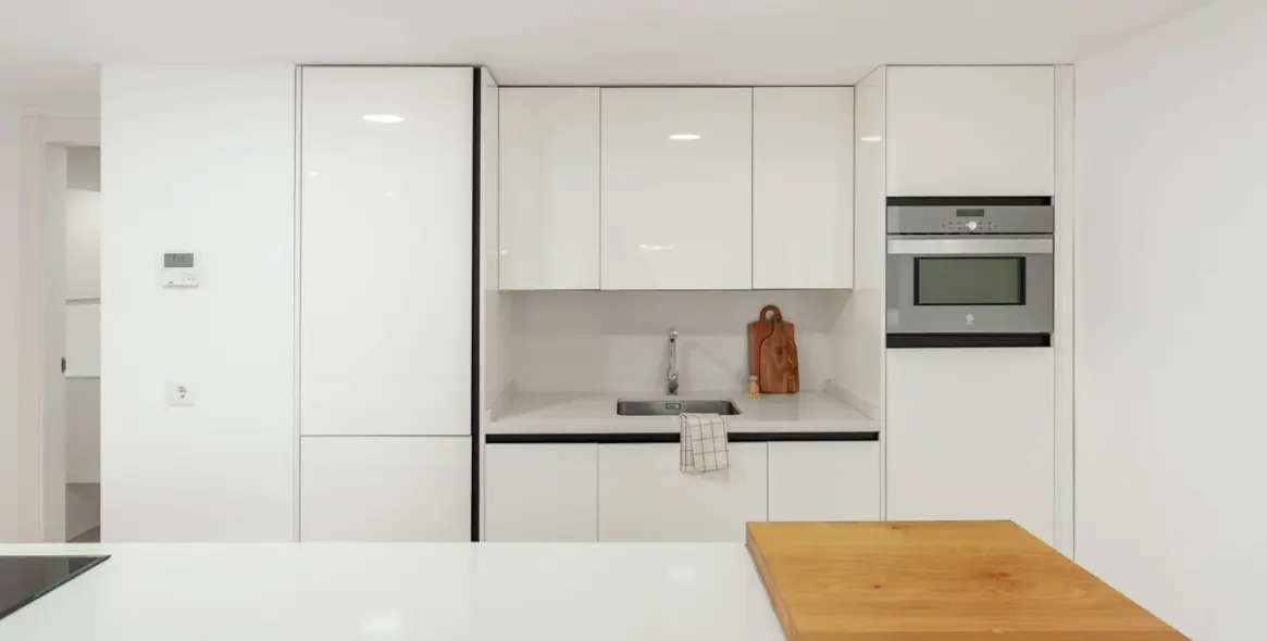 Venta de apartamento en planta media en Nueva Andalucía 11