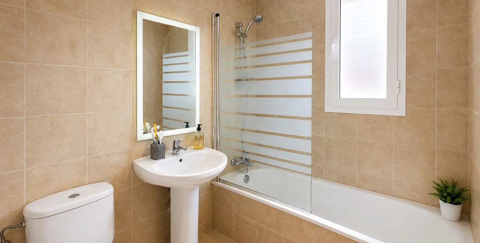 Продажа двухуровневого пентхауса в Casares Playa 12