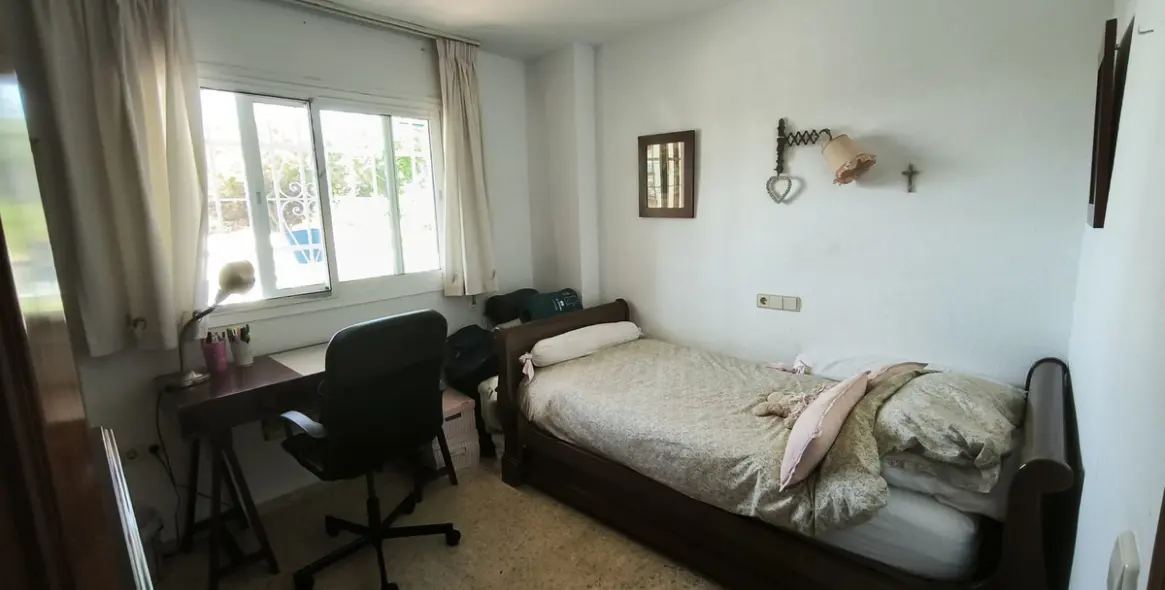 Sale of ground floor apartment in Fuengirola 6