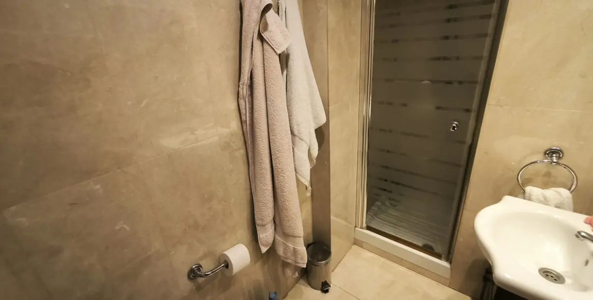 Sale of ground floor apartment in Fuengirola 8