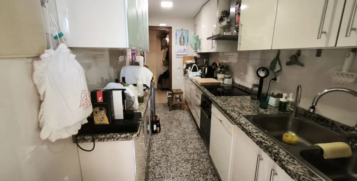 Sale of ground floor apartment in Fuengirola 19