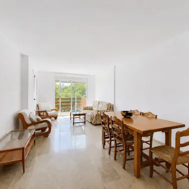 Venta de ático dúplex en Casares