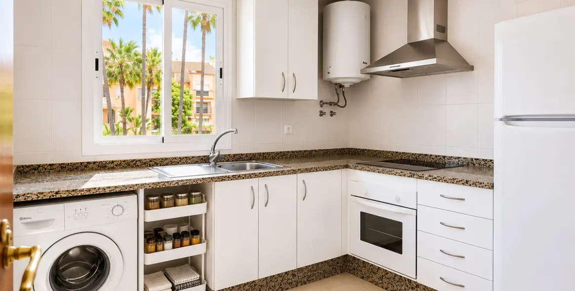 Продажа двухуровневого пентхауса в Casares 14