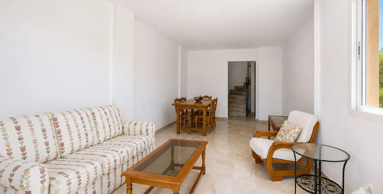 Продажа двухуровневого пентхауса в Casares 6