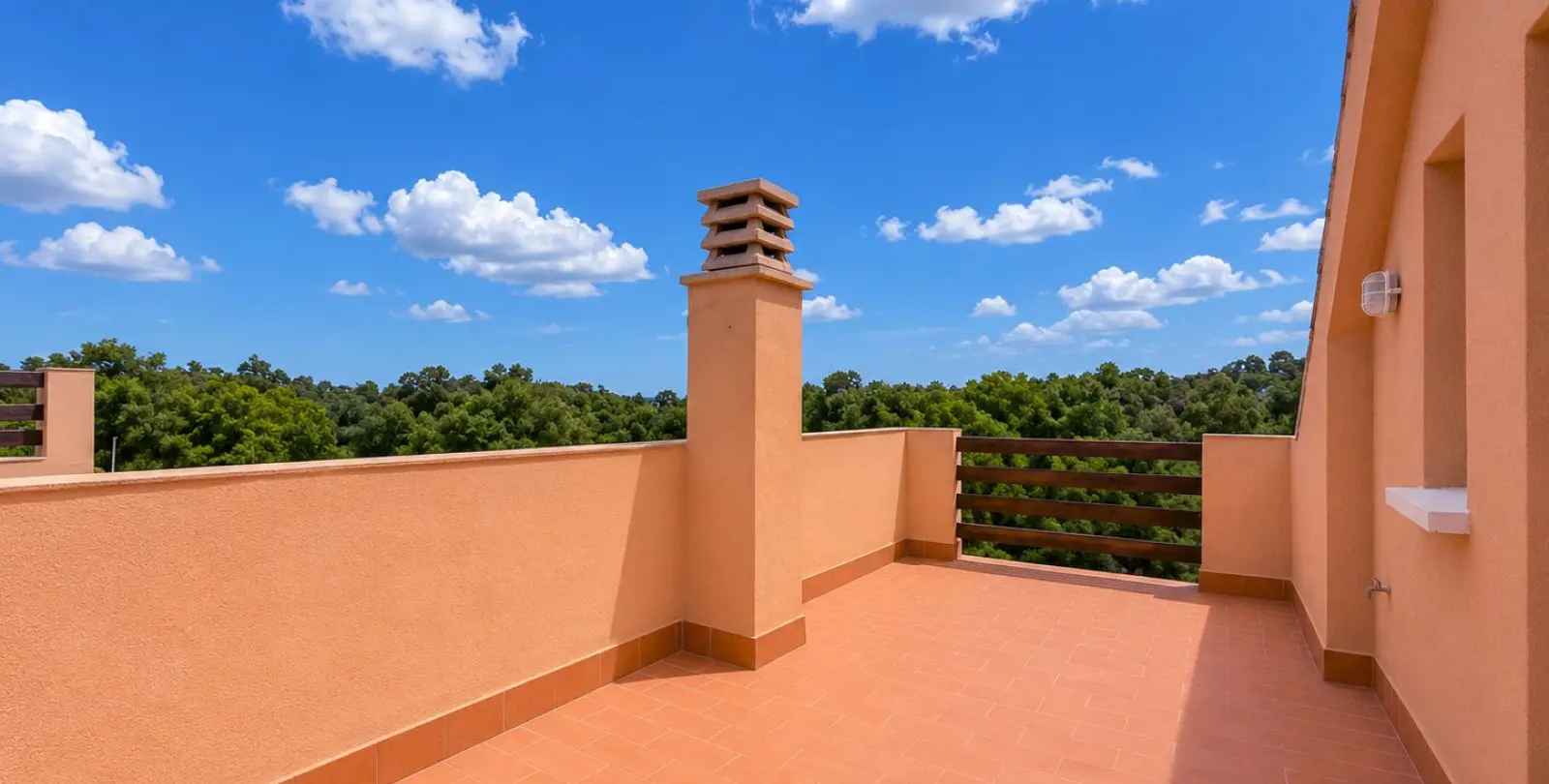 Продажа двухуровневого пентхауса в Casares 25