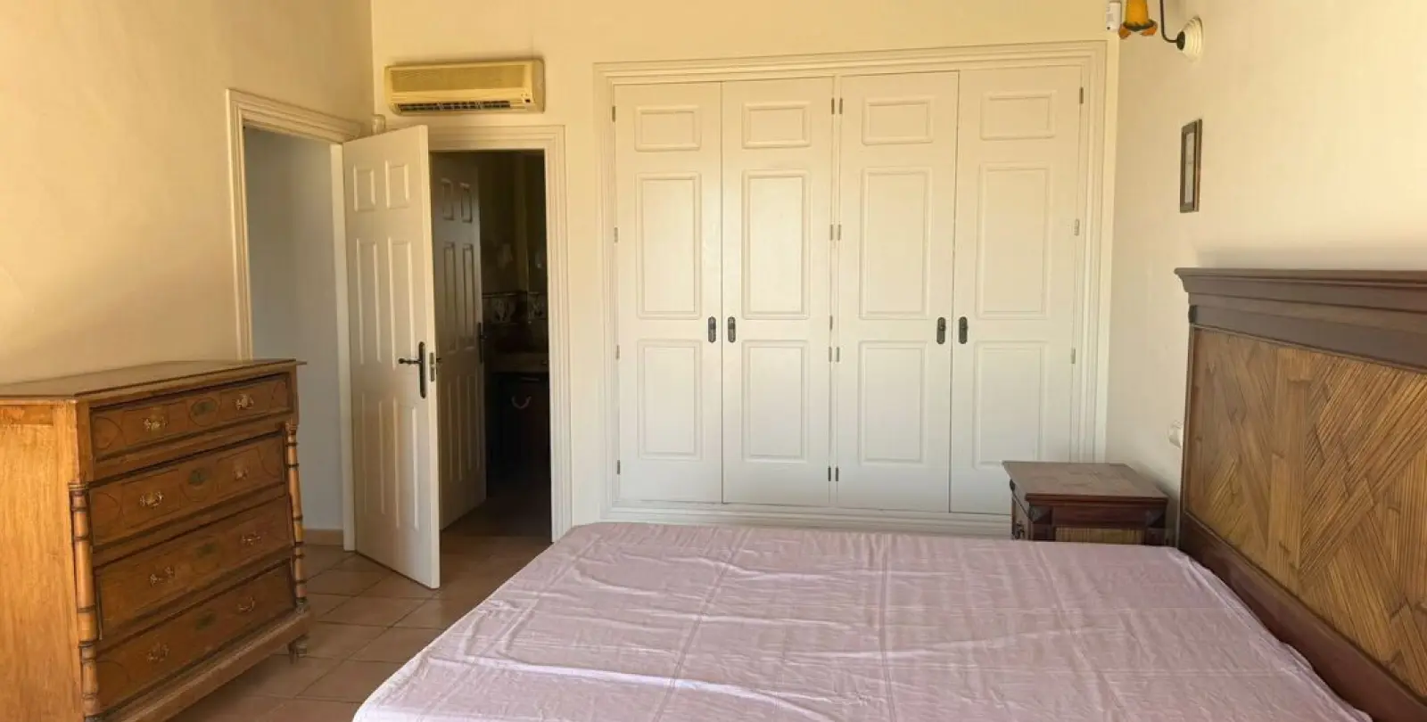 Sale of duplex in Estepona 10