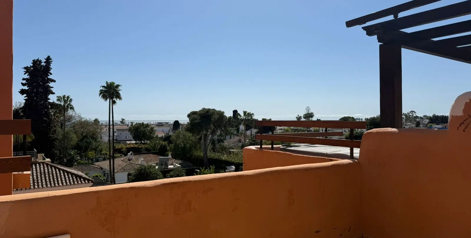 Sale of duplex in Estepona 18