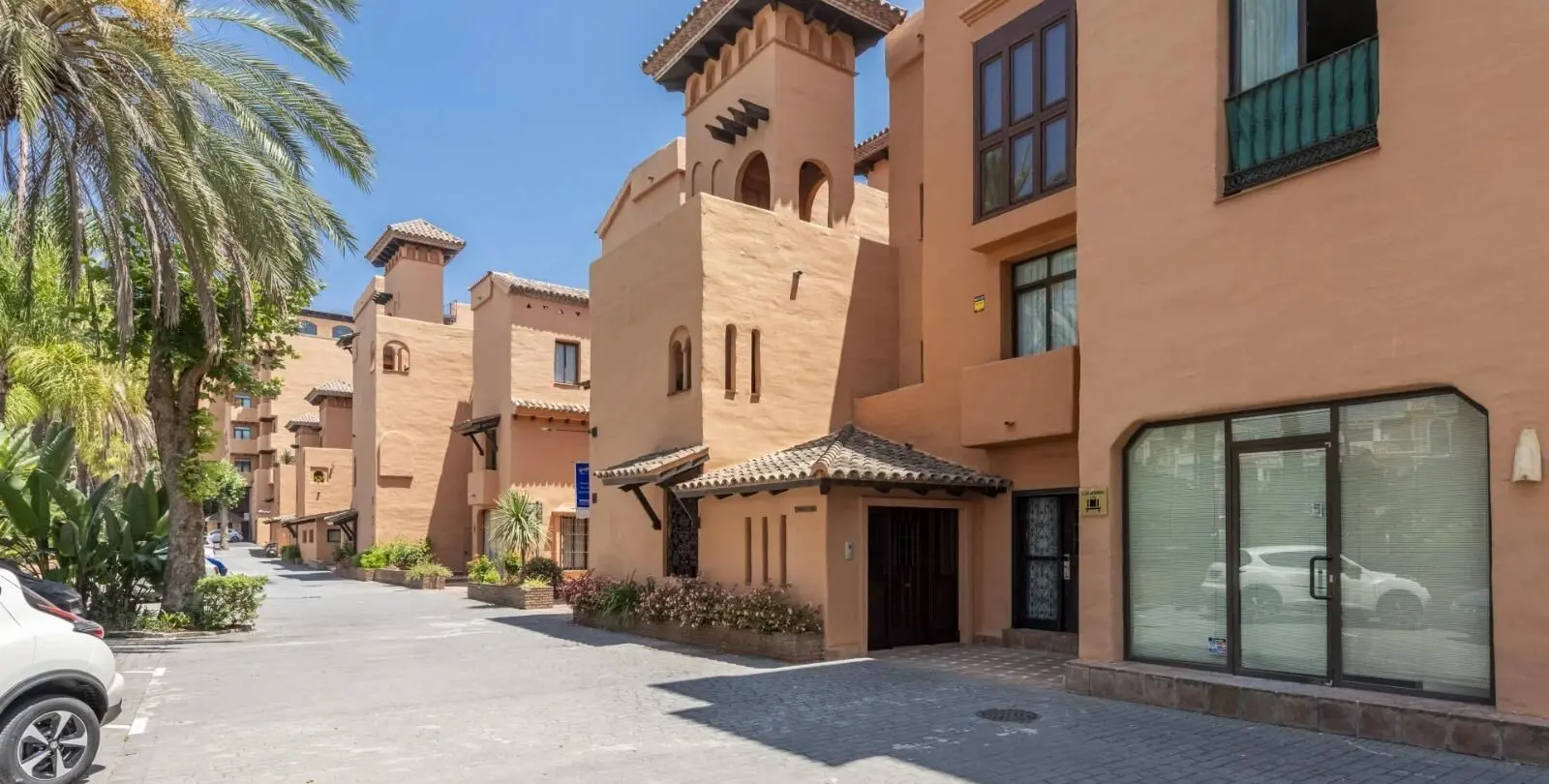 Sale of duplex in Estepona 21