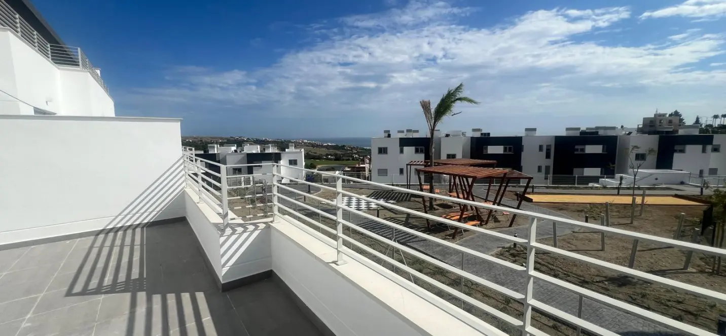 Sale of middle floor apartment in Valle Romano 1