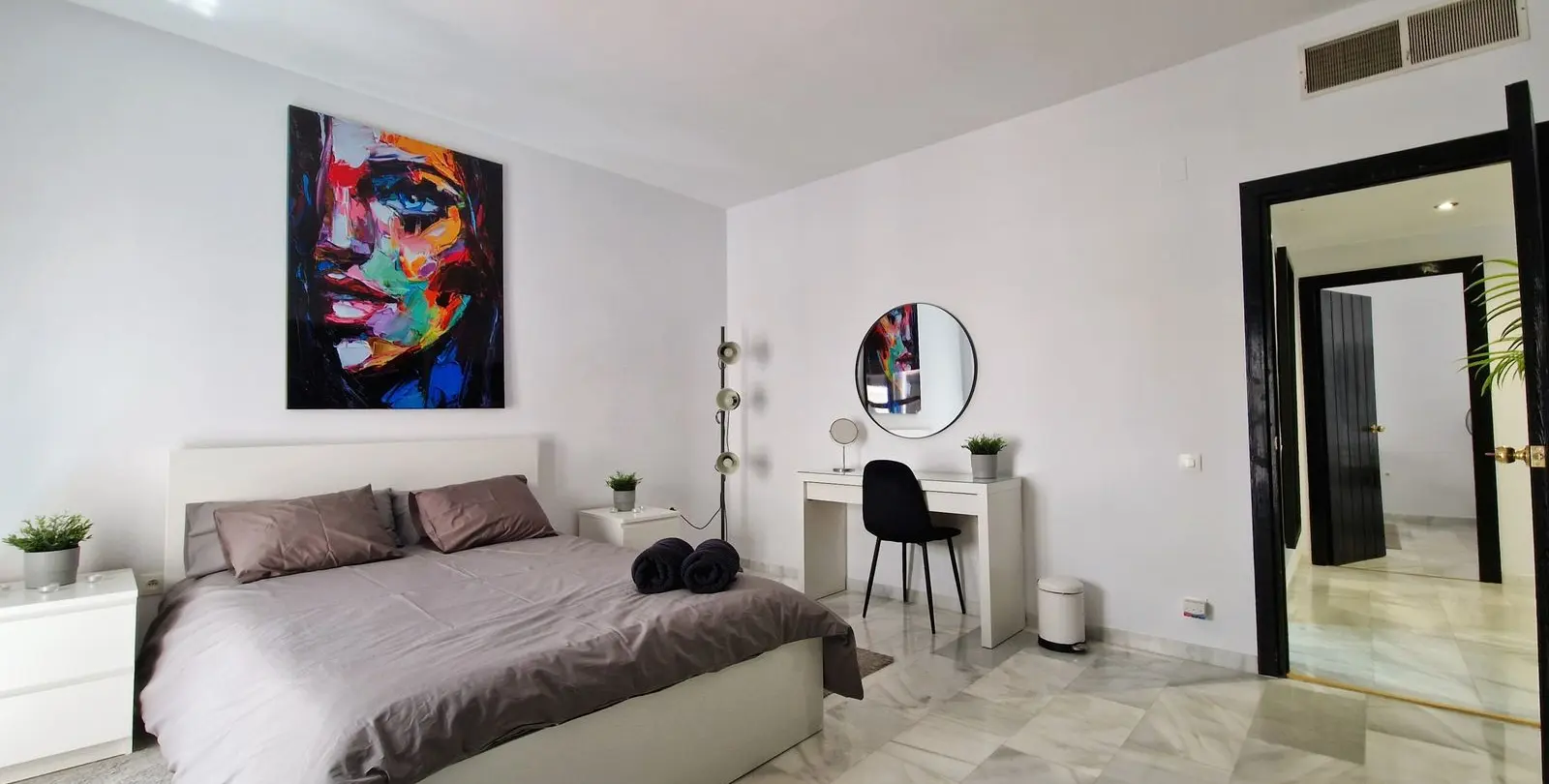Sale of penthouse in Puerto Banús 22