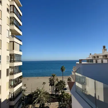 Venta de ático en Estepona