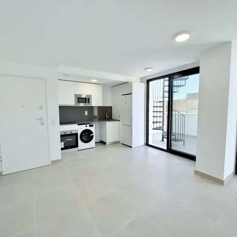 Продажа пентхауса в Estepona