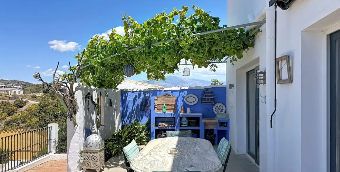 Sale of detached villa in Vélez-Málaga 36