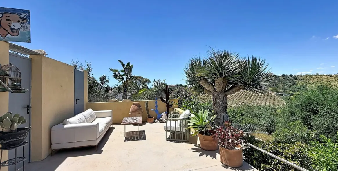Sale of detached villa in Vélez-Málaga 38