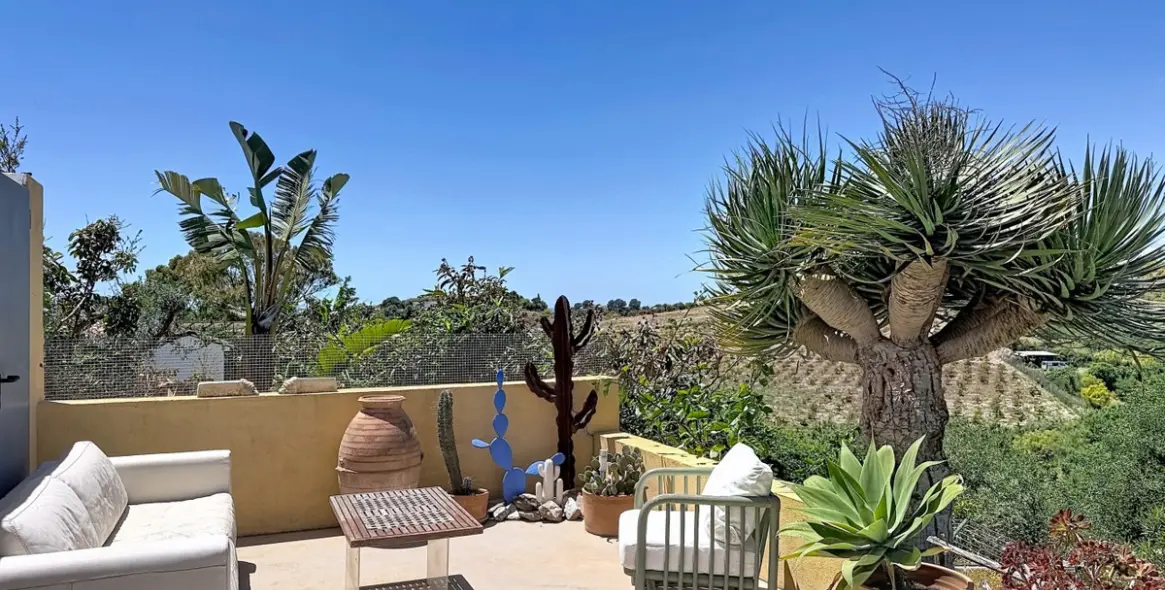Sale of detached villa in Vélez-Málaga 39