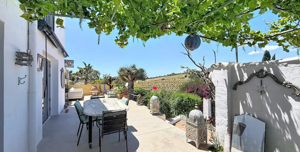 Sale of detached villa in Vélez-Málaga 43